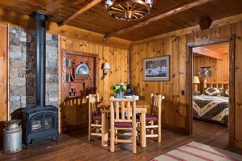 Flathead Lake Lodge